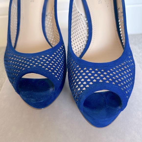 Enzo Angiolini Eascarla Peep Toe Stiletto heel in royal blue colour, size 8.5. - Picture 6 of 11